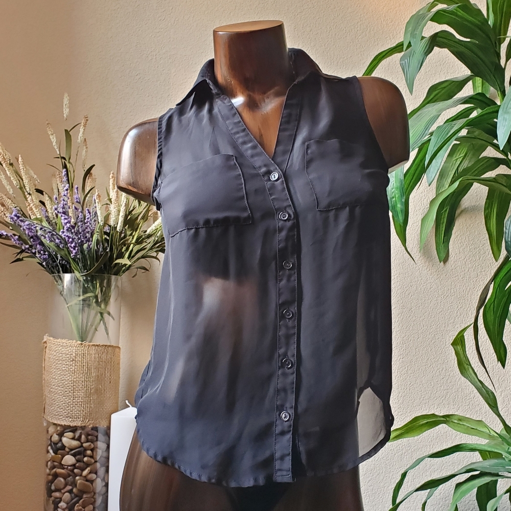 Wet Seal. Size XS. Black